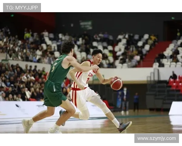 广东男篮对决解放军男篮精彩赛事回顾与分析